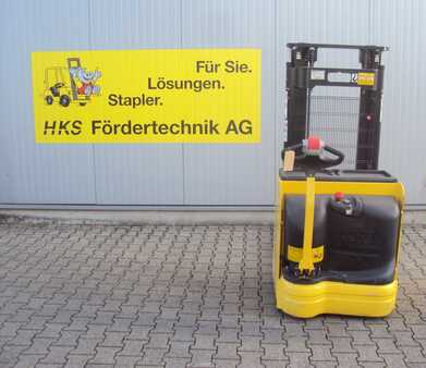 Stapelaars 2013  Hyster S1.4AC IL (2)