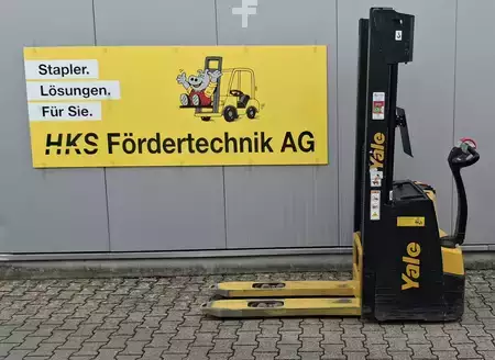 Ruční vysokozdvižný vozík 2021  Yale MS12 (3)