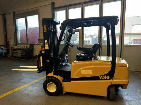 Elektro čtyřkolový VZV 2013  Yale ERP35VL (3)