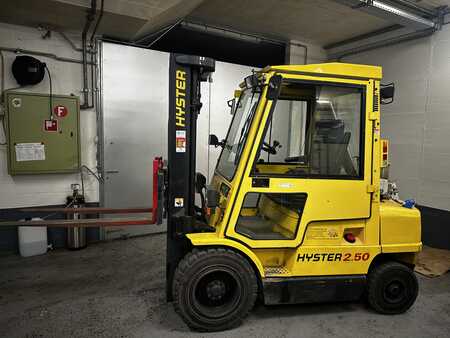 Diesel heftrucks 2001  Hyster H2.50XM (1)