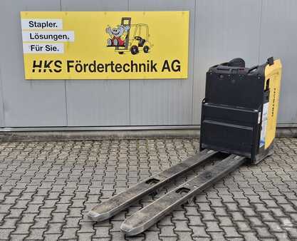 Nízkozdvižný vozík se sedadlem pro řidiče 2019  Hyster RP2.5N (2)