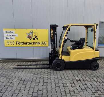 Carrelli elettrici 4 ruote 2016  Hyster J3.0XN Advance (1)