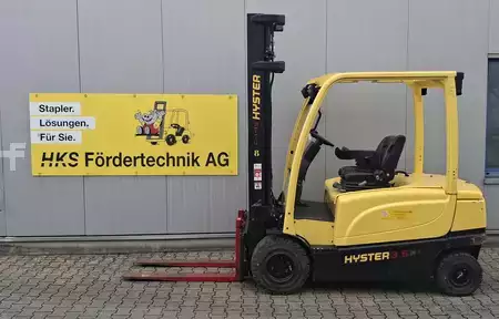 Chariots électriques à 4 roues 2017  Hyster J3.5XN Advance (1)