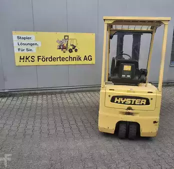 Elektro 3 Rad 2004  Hyster J1.60XMT (1)