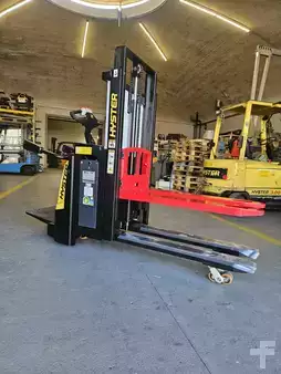 Hochhubwagen 2026  Hyster S2.0SD (1)