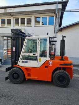 Carretilla elevadora diésel 2001  Dan Truck 9660 (2)