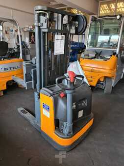 Stacker pedestre 2008  Still EGV 20 (3)