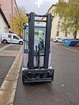 LPG VZV 2017  Still RX70-16T (4)