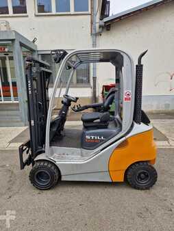 Diesel heftrucks 2015  Still RX70-20D (2)