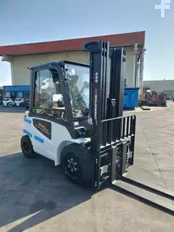Elektrisk- 4 hjul 2026  EP Equipment EFL30 PRO (2)