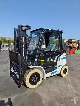Elektrisk- 4 hjul 2026  EP Equipment EFL30 PRO (1)