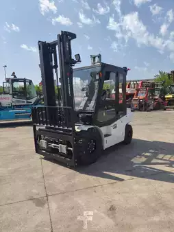 Elektrisk- 4 hjul 2026  EP Equipment EFL503-HV-6 (1)