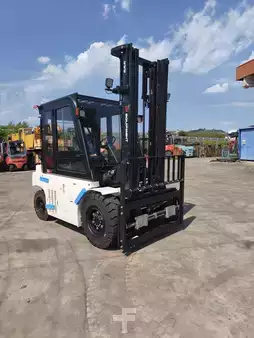 Elektrisk- 4 hjul 2026  EP Equipment EFL503-HV-6 (2)