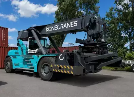 Reachstacker 2020  Konecranes SMV4531CC5 (1)