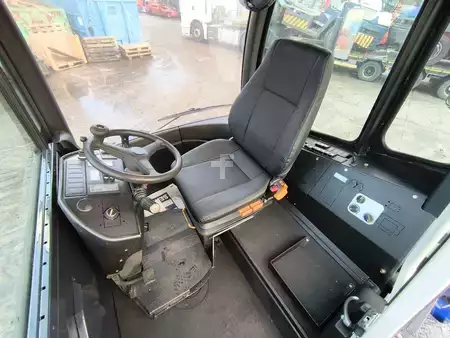 terminal traktor 2007  Terberg TT222 4x2 (5)
