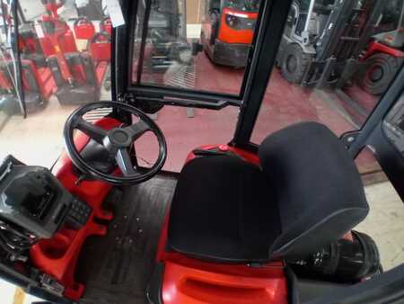 Chariot tracteur 2014  Linde P60Z (4)
