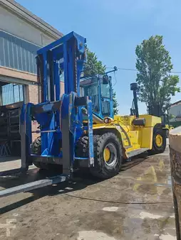 Diesel gaffeltruck 2013  Oto Mills F320-12 (1)