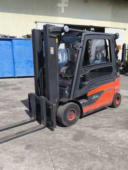Carrelli elettrici 4 ruote 2018  Linde E30L-01 (1)