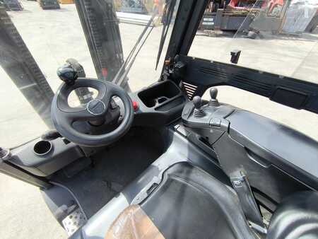 Carrelli elettrici 4 ruote 2018  Linde E30L-01 (3)