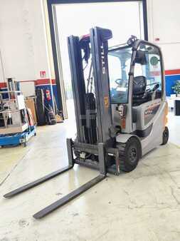 Carrelli elettrici 4 ruote 2017  Still RX60-25 (1)