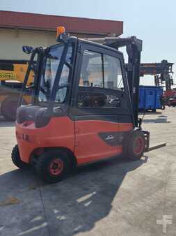 Carrelli elettrici 4 ruote 2018  Linde E45HL-01/600 (3)