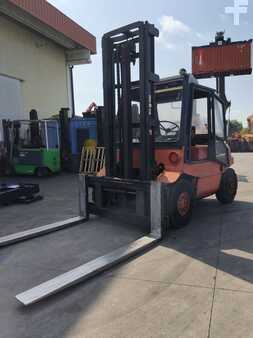 Carrelli elevatori diesel 1988  Linde H50D (1)