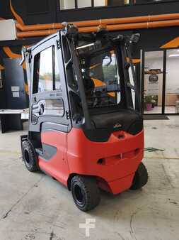 Carrelli elettrici 4 ruote 2018  Linde E30H-01/600 (4)