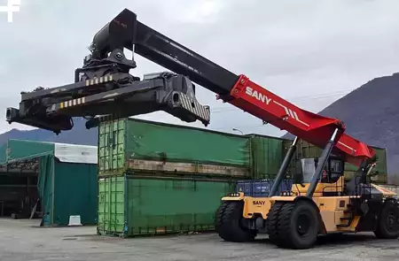 Reachstacker 2014  Sany SRSC453G-P (3)