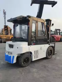 Elektro 4 Rad 2026  EP Equipment EFL503-HV-6 (4)