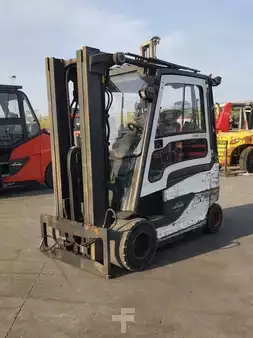 Elektro 4 Rad 2019  Linde E35HL-01 (1)
