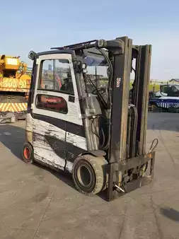 Elektro 4 Rad 2019  Linde E35HL-01 (2)