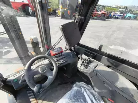 Dieselstapler 2016  Linde H35D-02 (5)