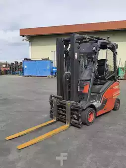 Dieselstapler 2021  Linde H20D-01 (1)