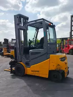 El Truck - 4-hjul 2022  Jungheinrich EFG550S (3)