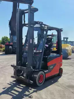 Elektrisk- 4 hjul 2022  Linde E30HL-01/600 (1)