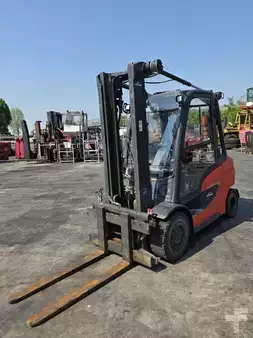 Diesel heftrucks 2021  Linde H35D-01 (1)