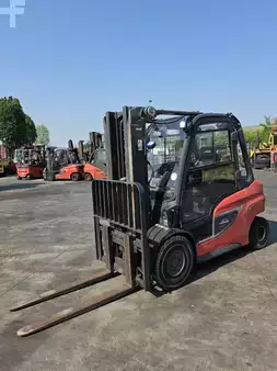 Diesel heftrucks 2020  Linde H35D-01 (1)