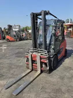 Diesel heftrucks 2021  Linde H35D-01 (1)