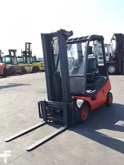 Diesel truck 2004  Linde H18D-03 (1)