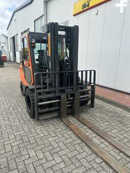 Chariots élévateurs diesel 2008 Doosan D45SC-5 (2)