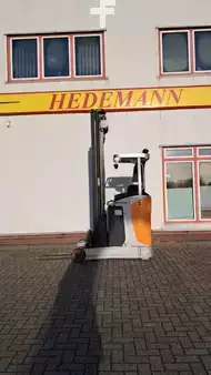 Reach Truck 2015 Still FM-X14 (1)