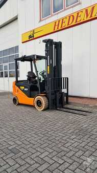 Elektro čtyřkolový VZV 2022  Doosan B30NS (4)