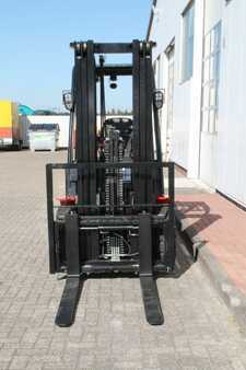 Carrello elevatore diesel 2022  [div] Hedemann HC CPCD35-XH7F (3)