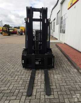 Dieselstapler 2021 Doosan D35C-9 (2)