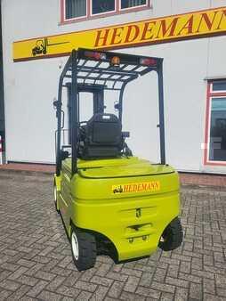 Chariots électriques à 4 roues 2023 Clark GEX30L (4)