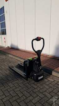 Hand Pallet Trucks 2025  Clark LWio15 (3)