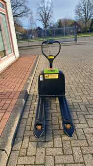 Hand Pallet Trucks 2025  Clark LWio15 (4)