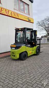 Elektryczne 4-kołowe 2025  Clark L35XE (5)