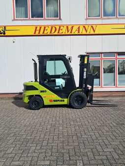 Dieselstapler 2025 Clark S35D (1)