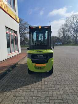 Chariots élévateurs diesel 2025 Clark S35D (2)